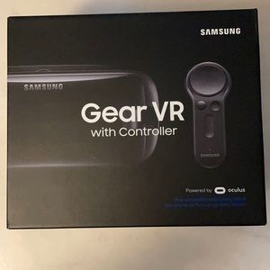 Samsung Gear VR with controller